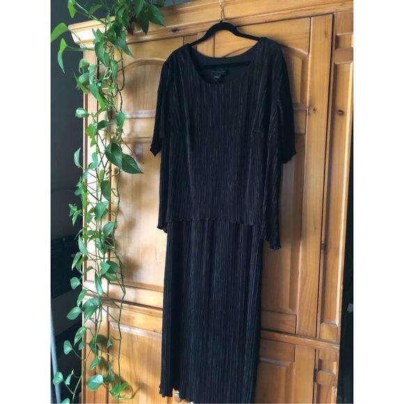 Vintage Connected Woman Black Ruffled Pleated Dress SZ 22W - Picture 4 of 13